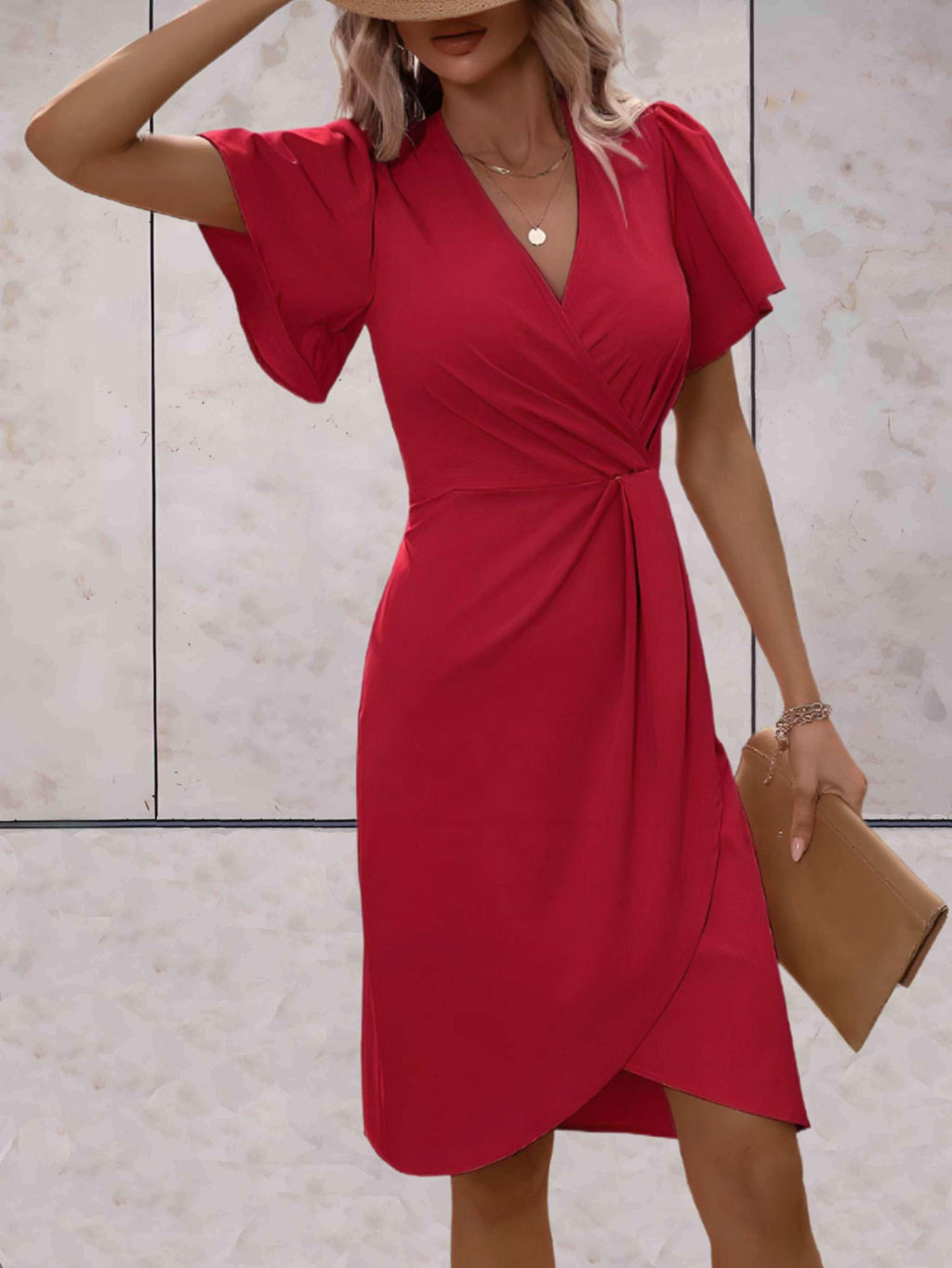 Beautifully Crafted Dress in a Classic Style