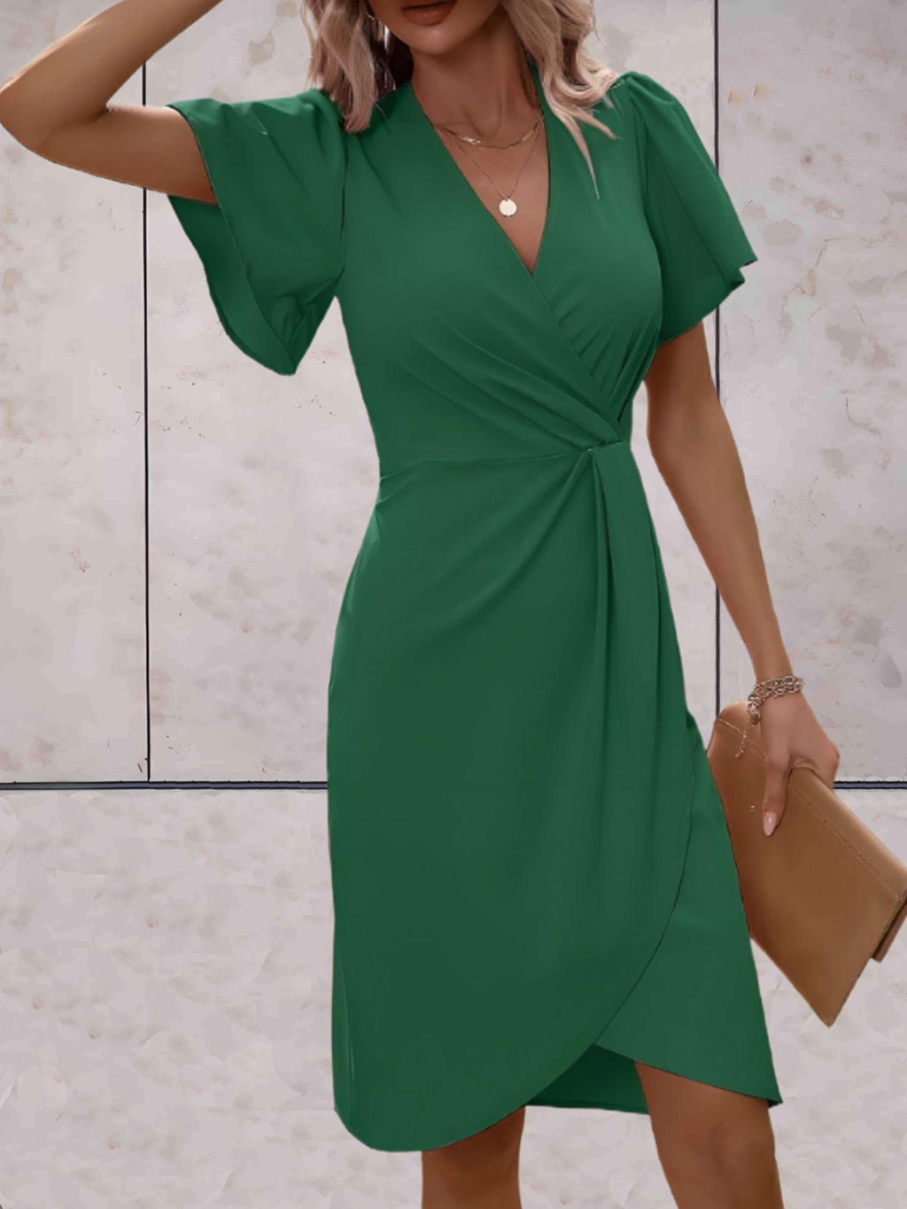 Beautifully Crafted Dress in a Classic Style