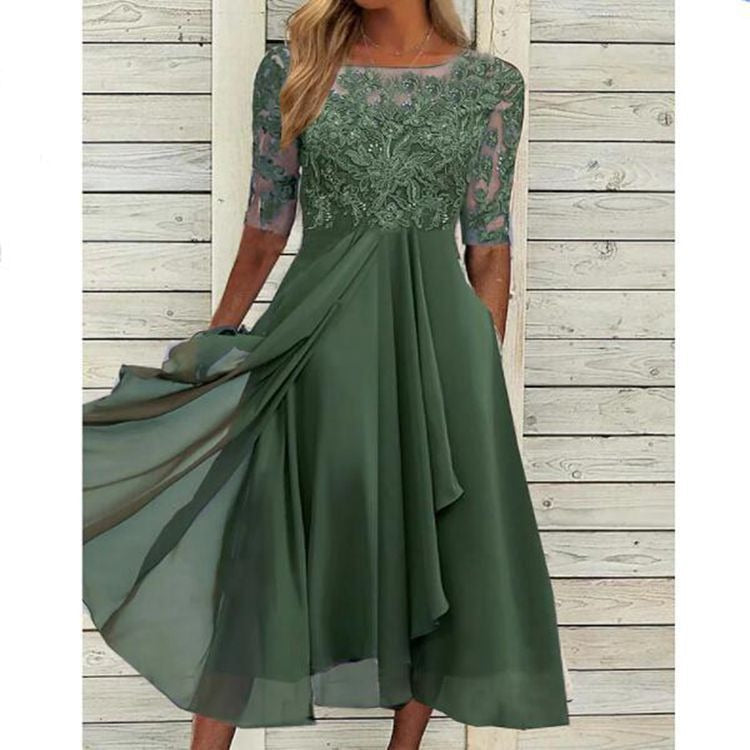 Effortlessly Elegant Dress with a Timeless Design