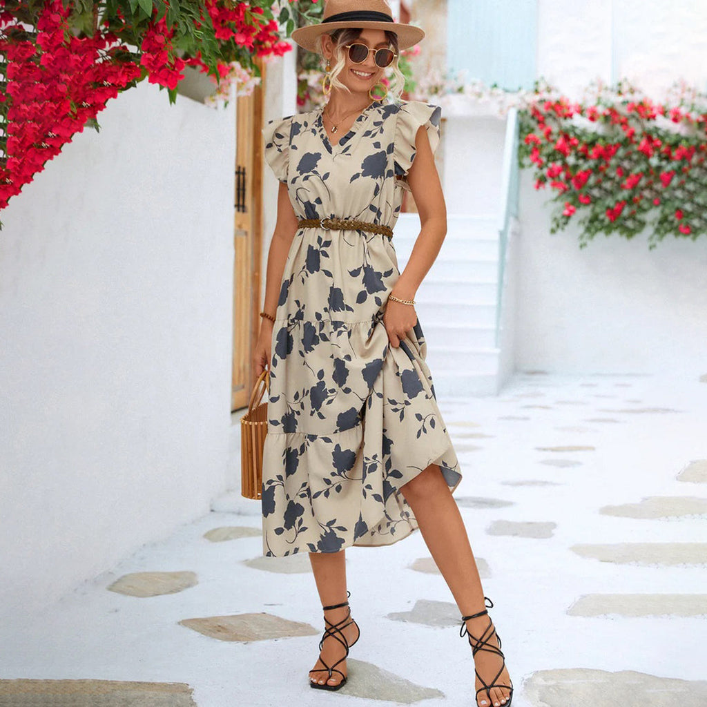 Well Tailored Dress with a Graceful Silhouette