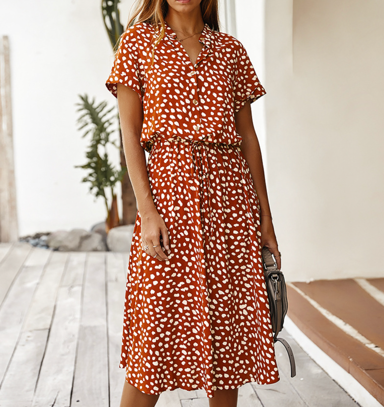 Classic Vintage Dress with a Flattering Fit