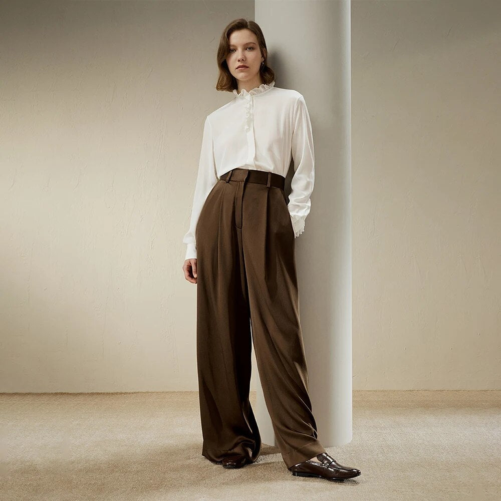 Polished Blouse with an Effortless Classic Look