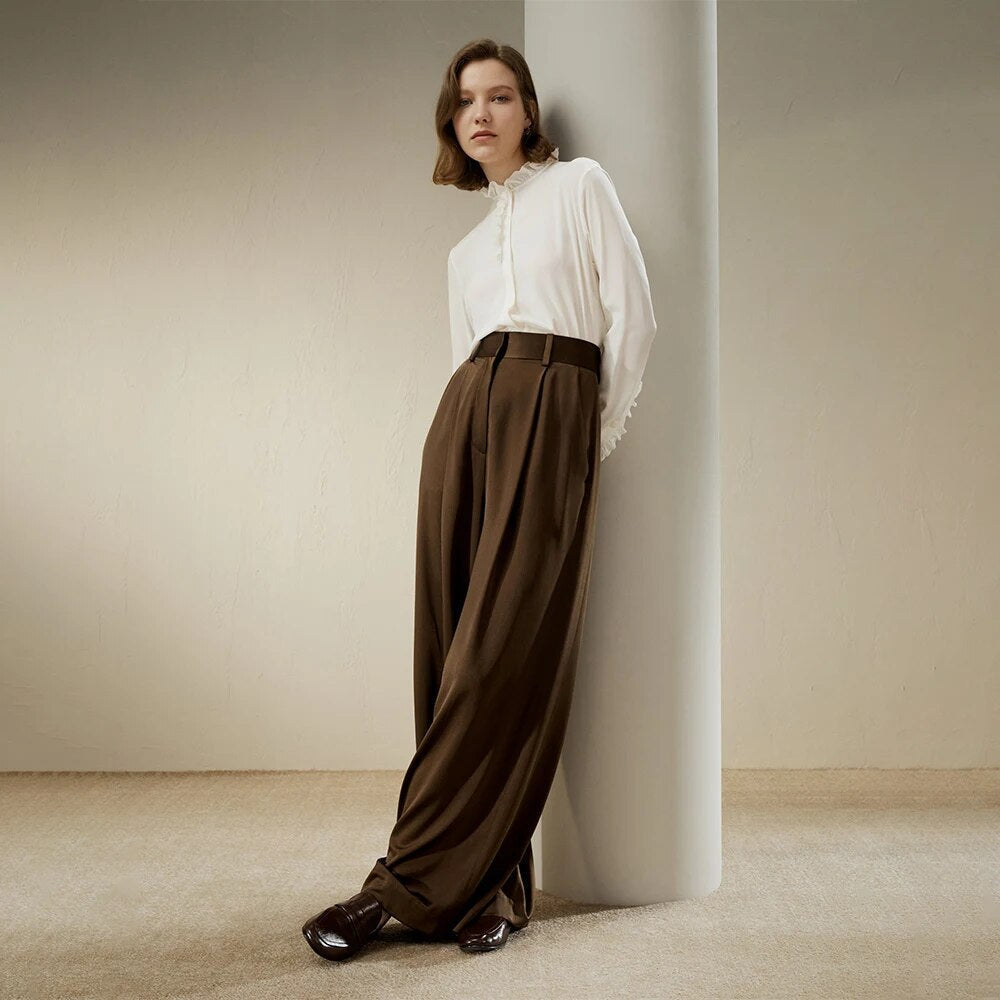 Polished Blouse with an Effortless Classic Look