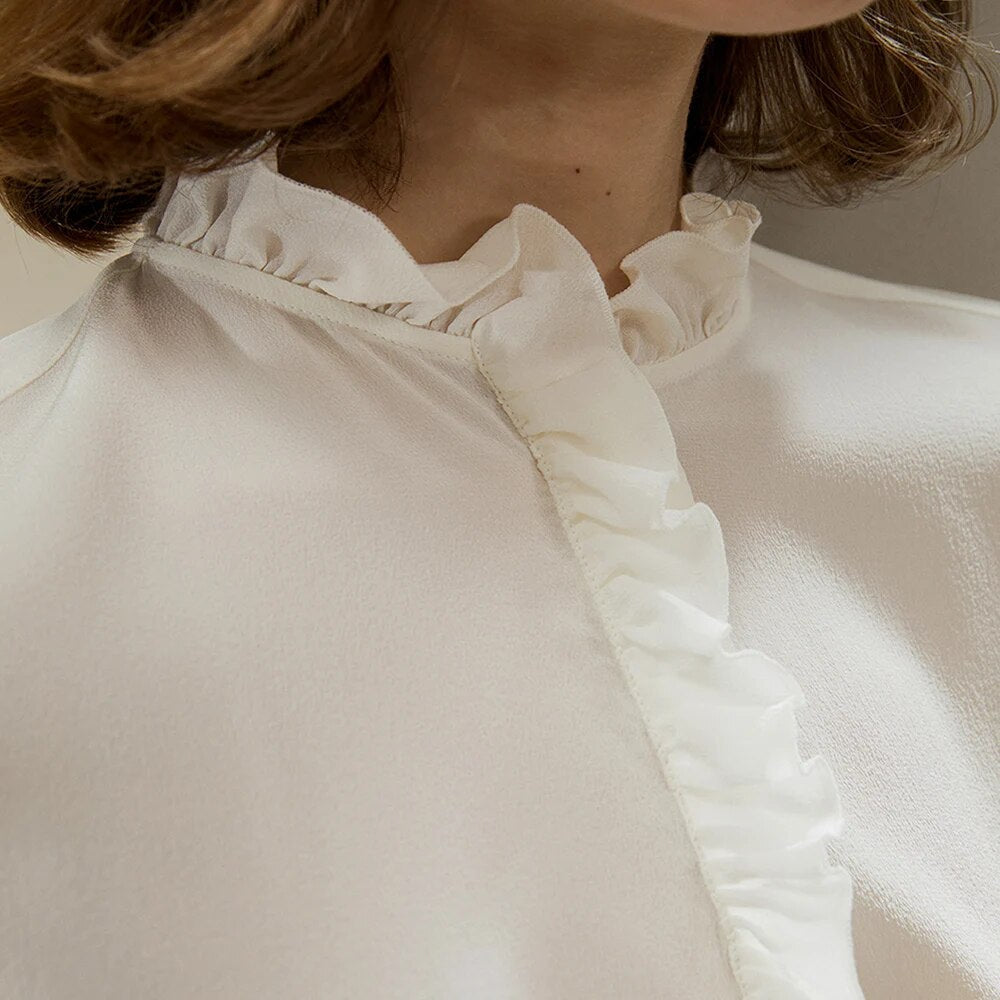 Polished Blouse with an Effortless Classic Look