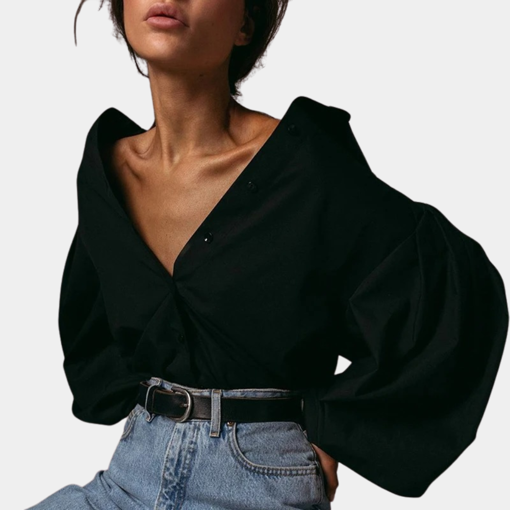 Effortlessly Elegant Blouse with a Timeless Design