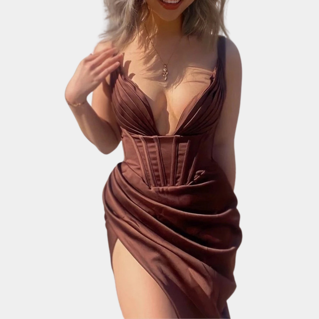 Gracefully Styled Dress for Any Occasion