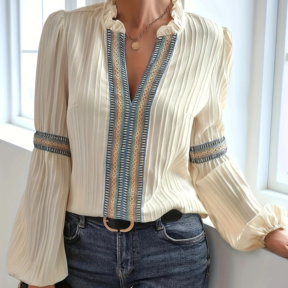 Well Tailored Blouse with a Graceful Silhouette