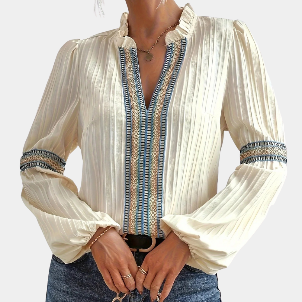 Well Tailored Blouse with a Graceful Silhouette