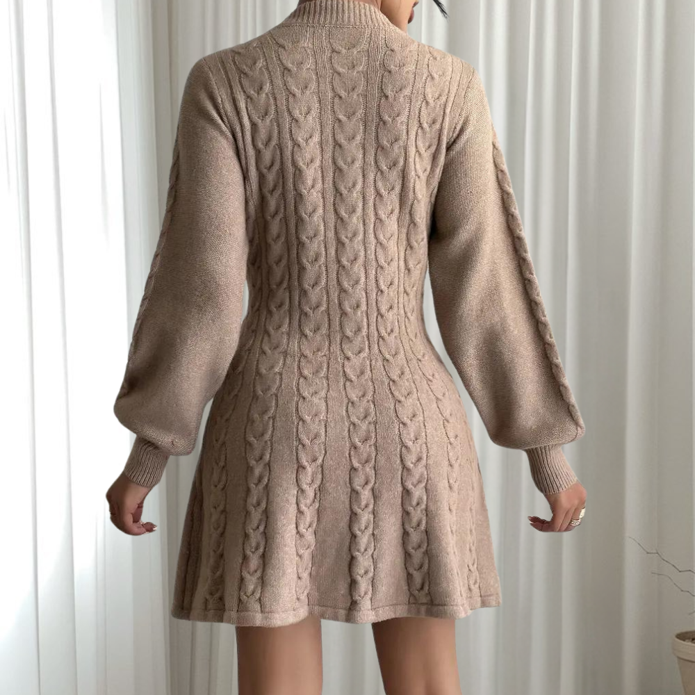 Effortlessly Elegant Dress with a Timeless Design