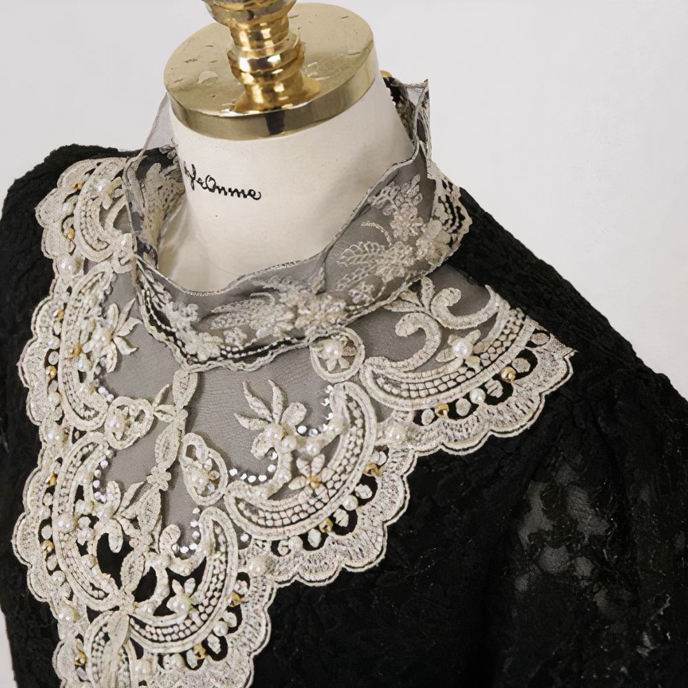 Polished Blouse with an Effortless Classic Look