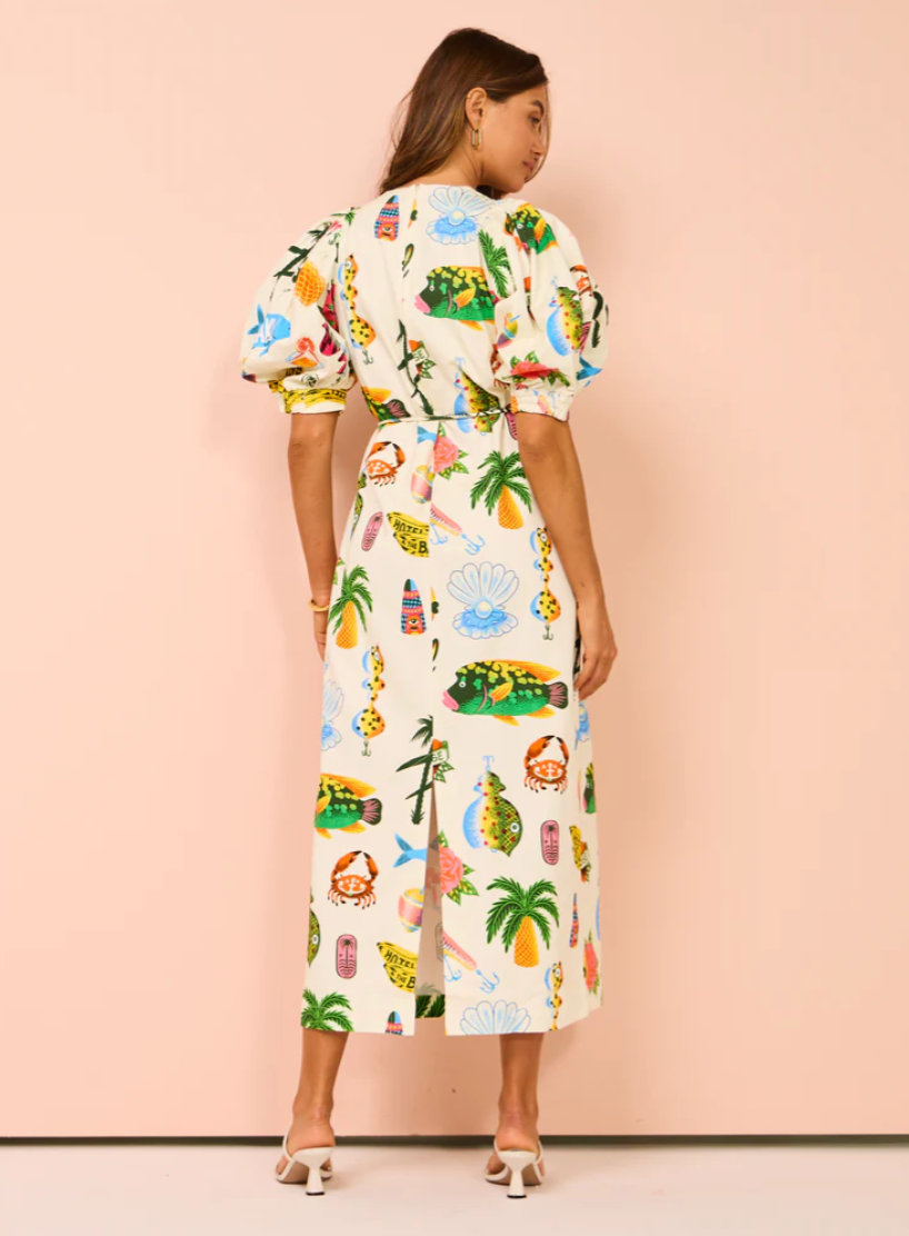 Classic Vintage Dress with a Flattering Fit