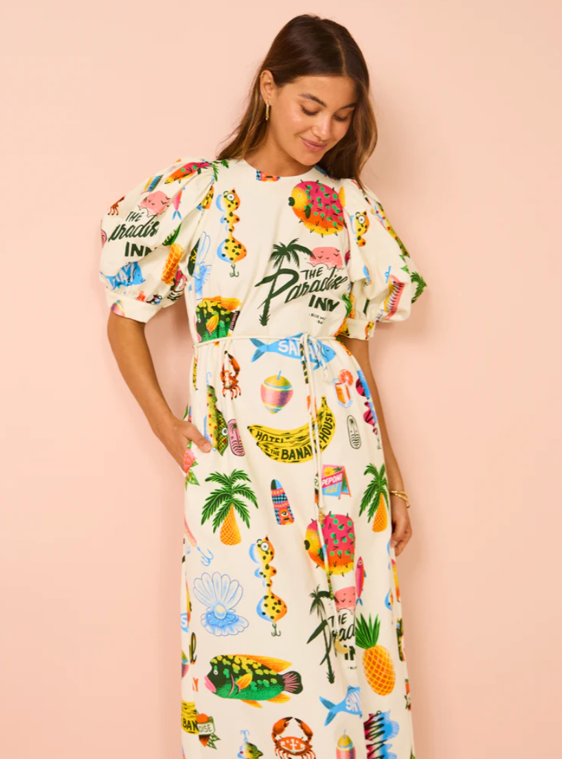 Classic Vintage Dress with a Flattering Fit