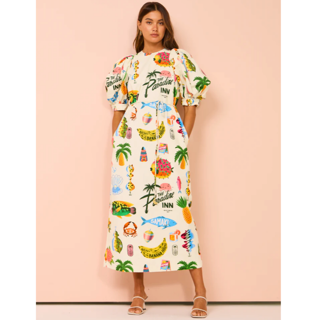 Classic Vintage Dress with a Flattering Fit
