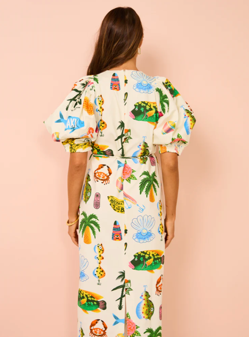 Classic Vintage Dress with a Flattering Fit
