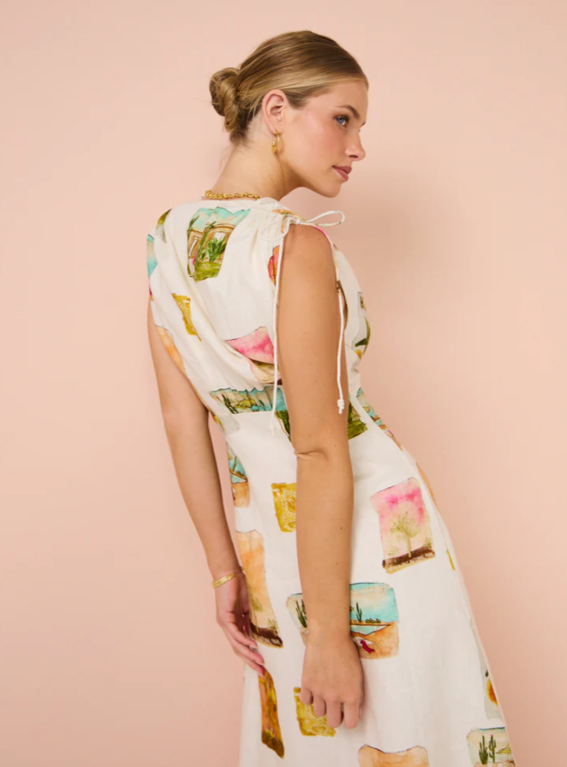 Beautifully Crafted Dress in a Classic Style