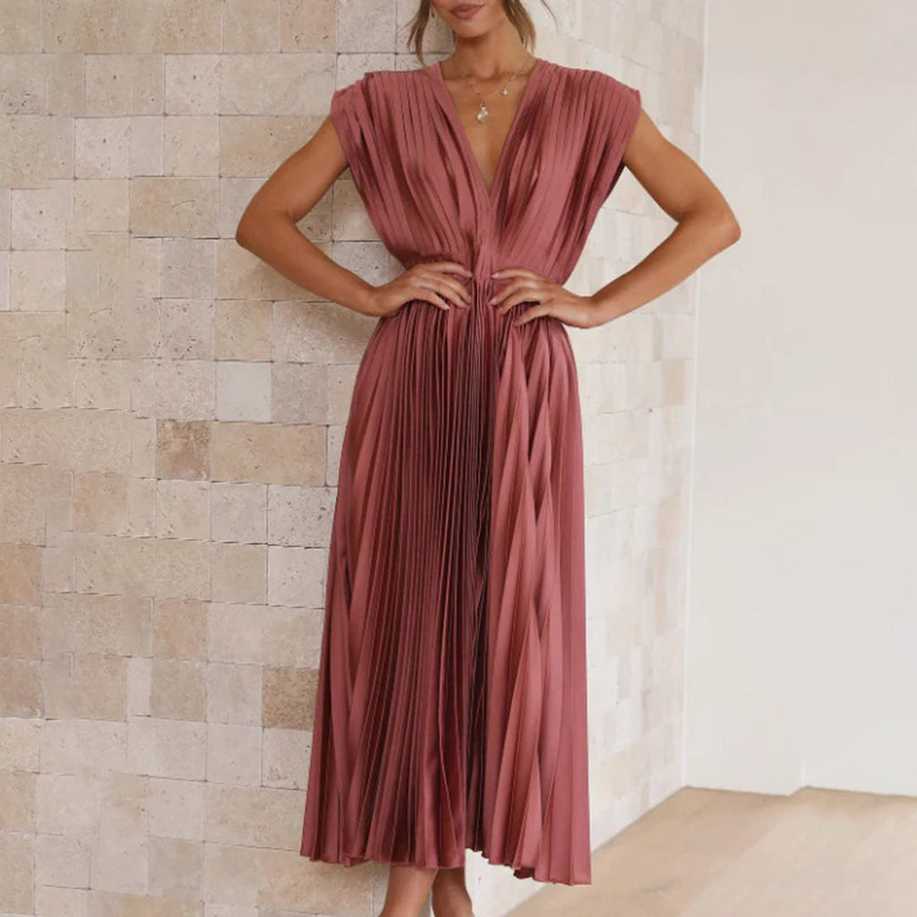 Sophisticated Dress with a Clean Classic Look