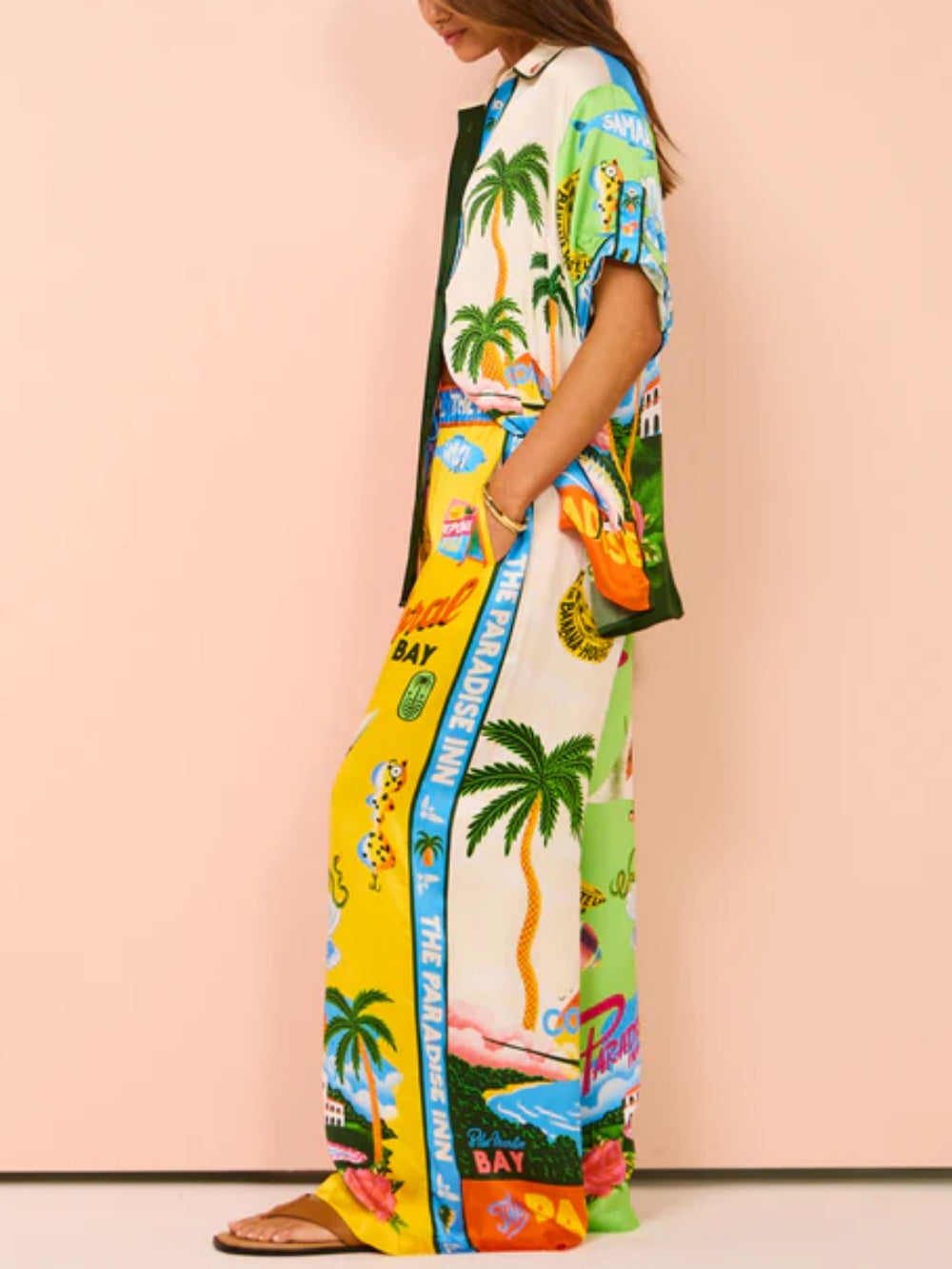 Well Tailored Blouse with a Graceful Silhouette