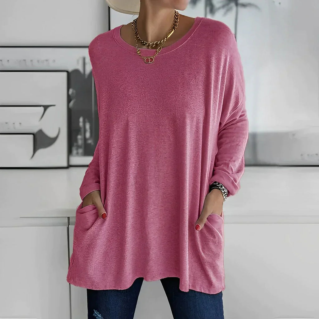 Effortlessly Elegant T-Shirt with a Timeless Design