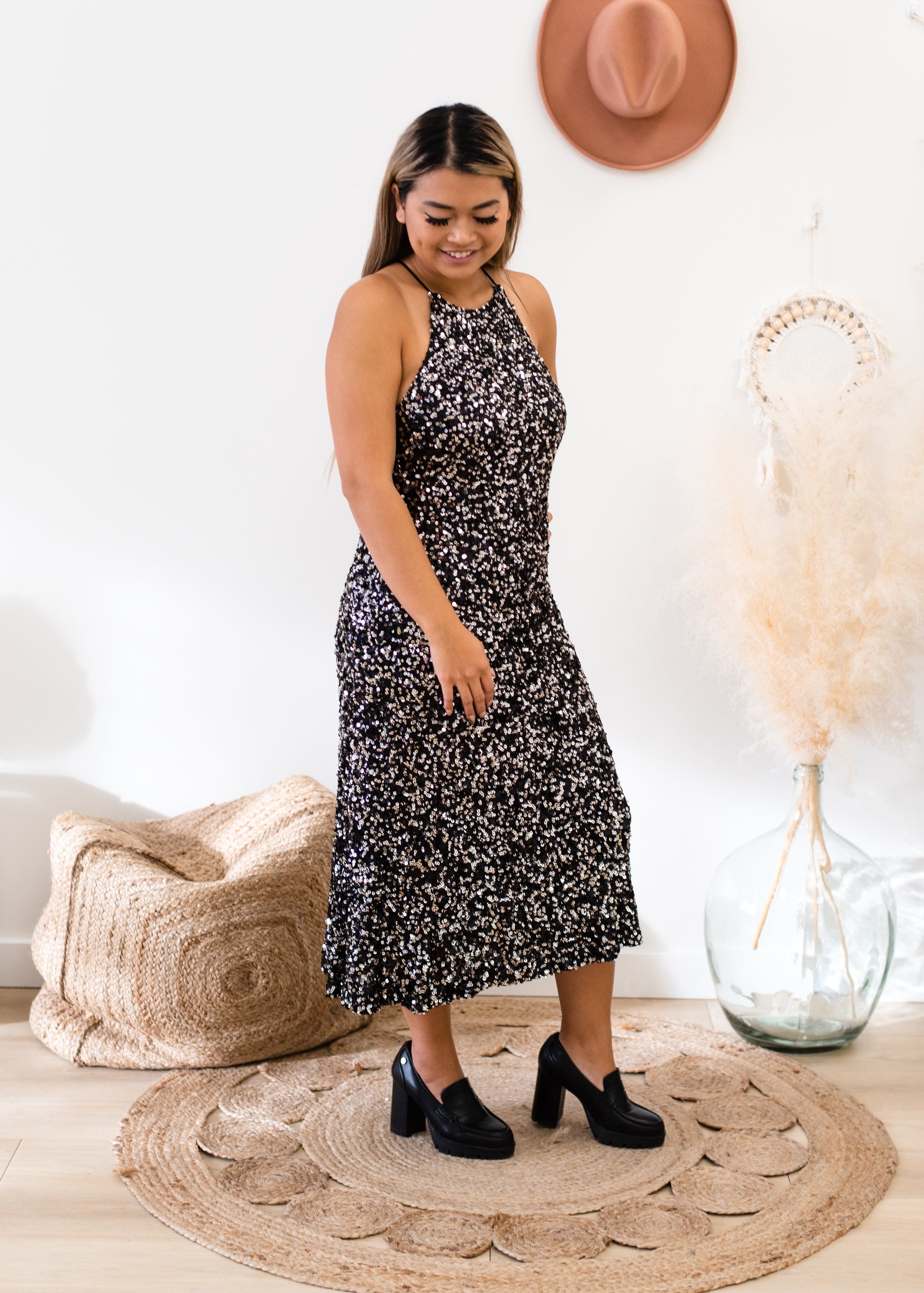 Polished Dress with an Effortless Classic Look