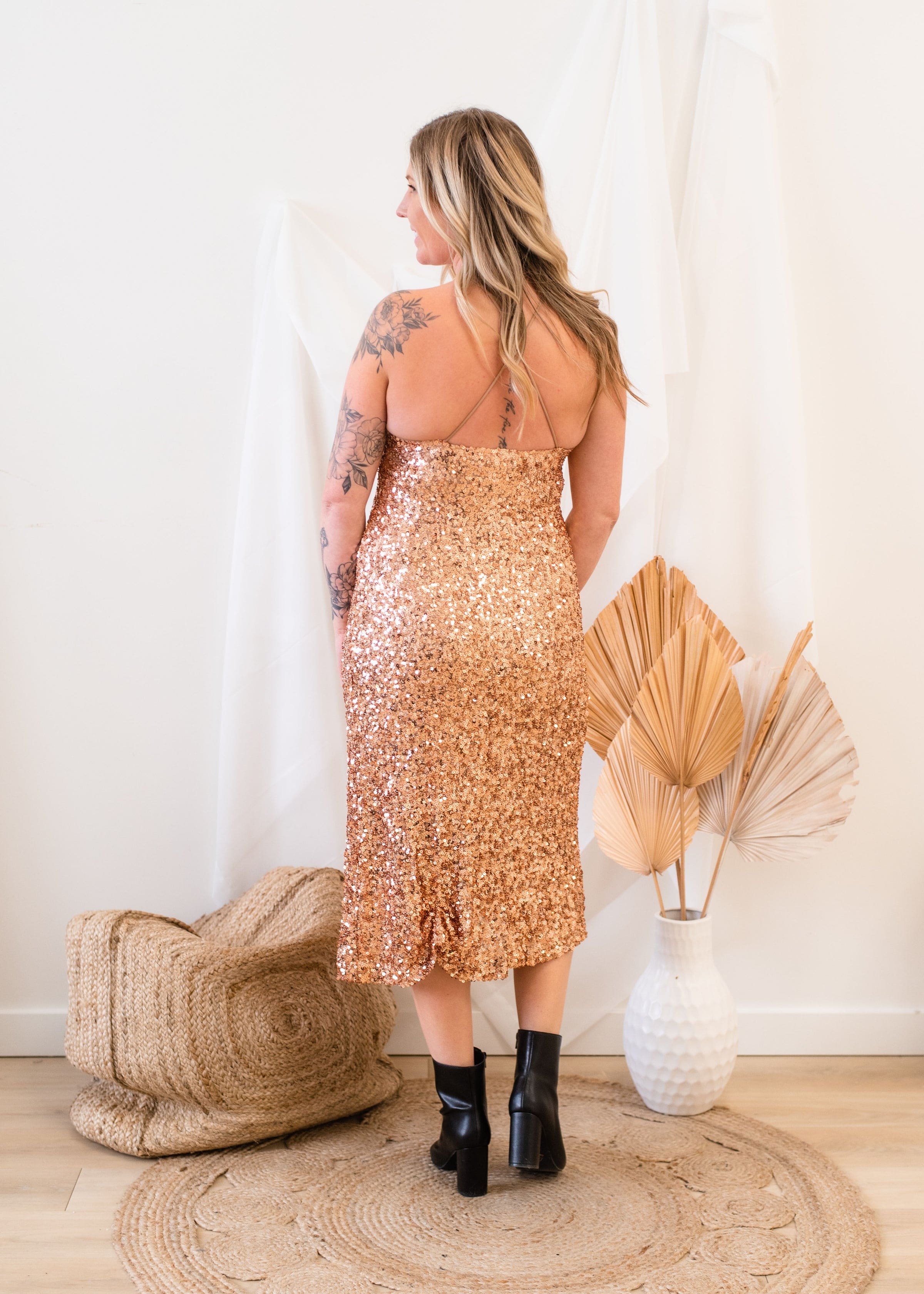 Elegantly Styled Dress for Everyday Wear