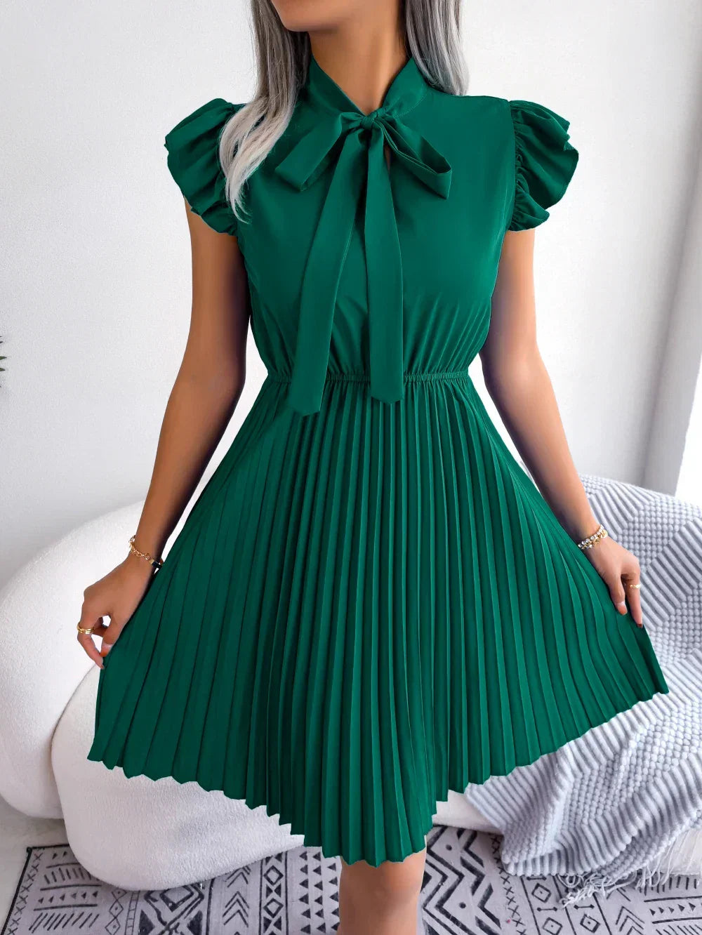 Beautifully Finished Dress in a Timeless Design