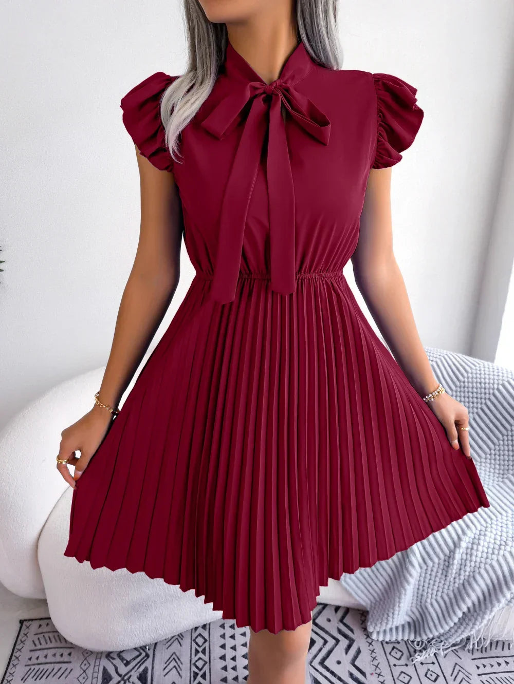 Beautifully Finished Dress in a Timeless Design