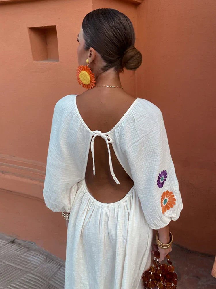 Classic Vintage & Enduringly Stylish Dress