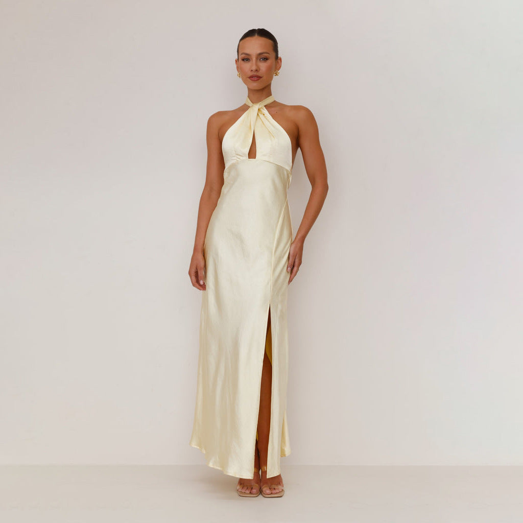 Effortlessly Elegant Dress with a Timeless Design