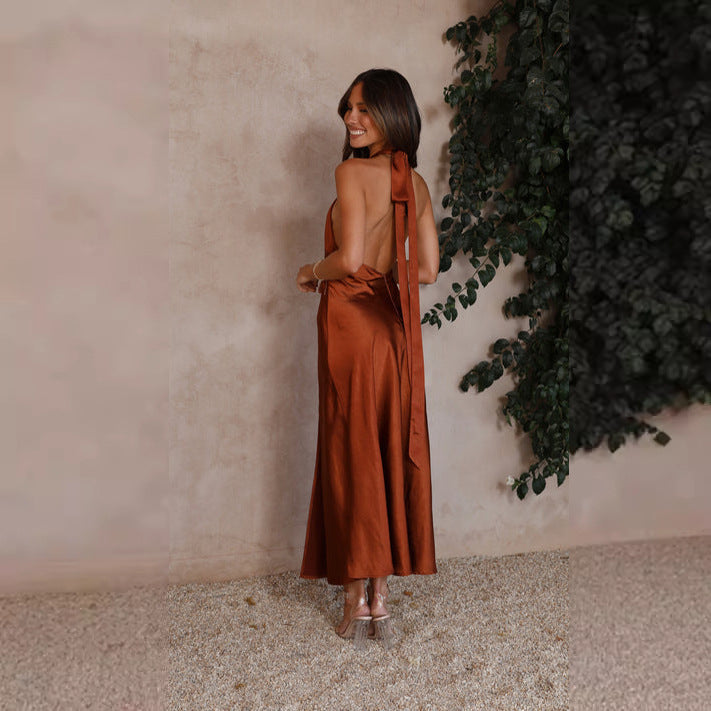 Effortlessly Elegant Dress with a Timeless Design