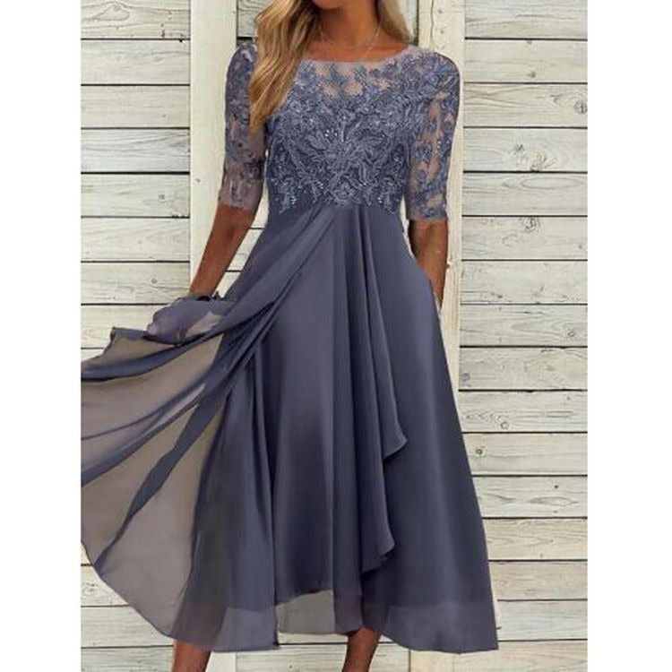 Effortlessly Elegant Dress with a Timeless Design