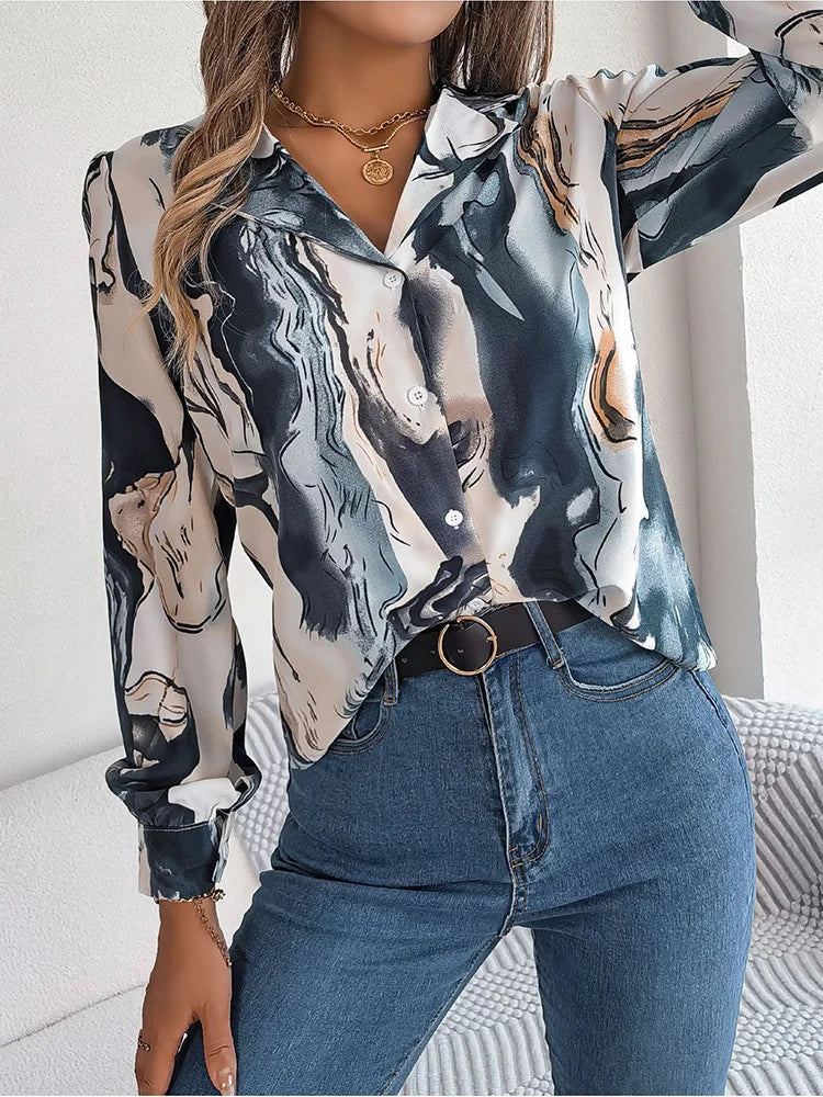 Beautifully Crafted Blouse in a Classic Style