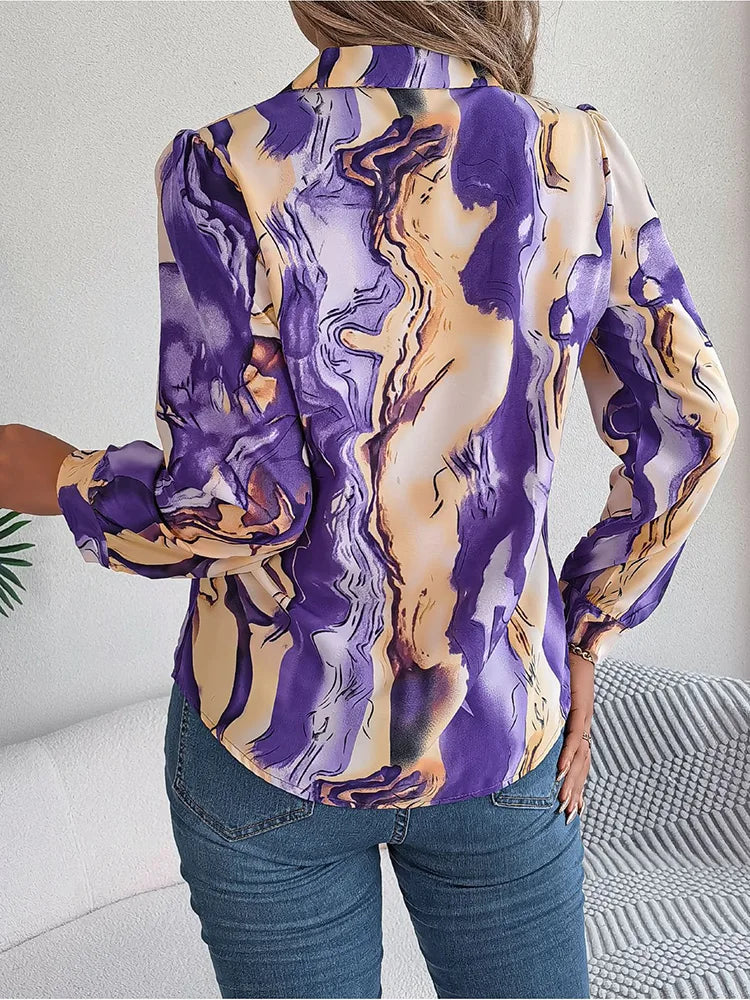 Beautifully Crafted Blouse in a Classic Style