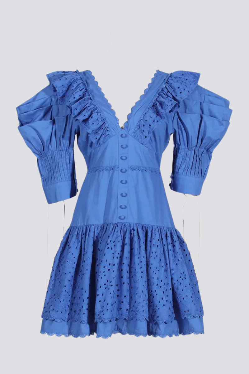 Gracefully Styled Dress for Any Occasion