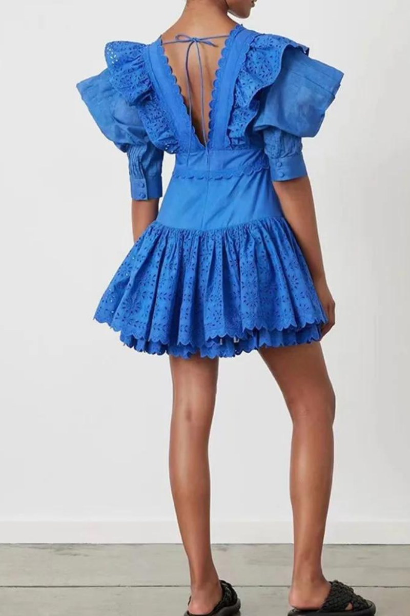 Gracefully Styled Dress for Any Occasion