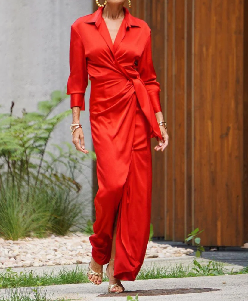 Classic Vintage Dress with a Flattering Fit