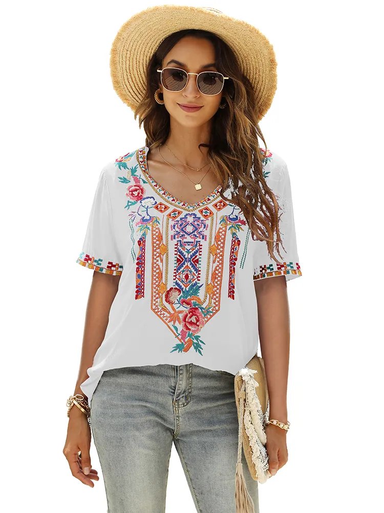 Sophisticated Blouse with a Clean Classic Look