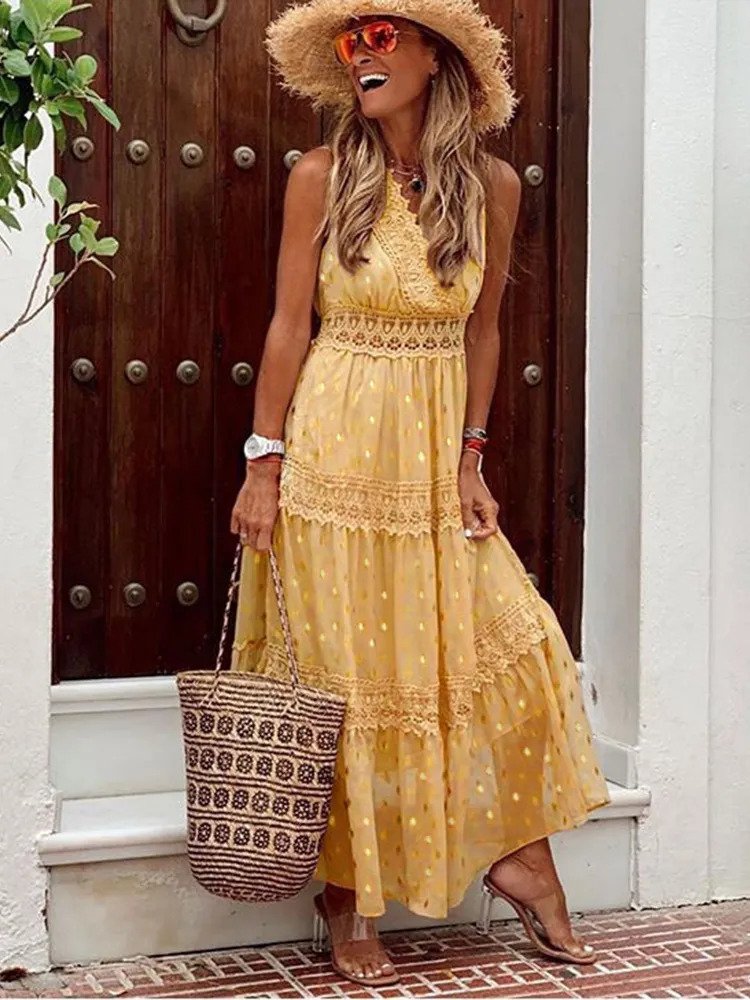 Polished Dress with an Effortless Classic Look