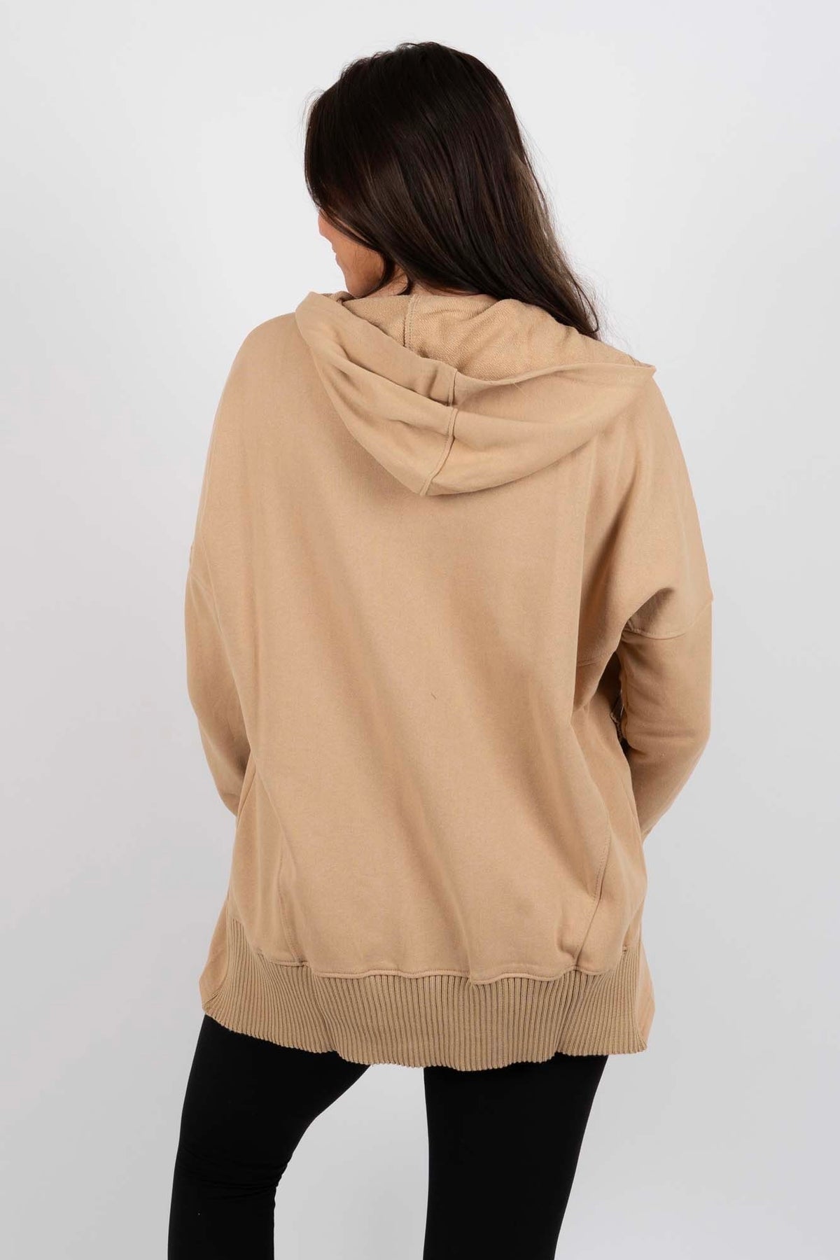 Well Tailored Blouse with a Graceful Silhouette