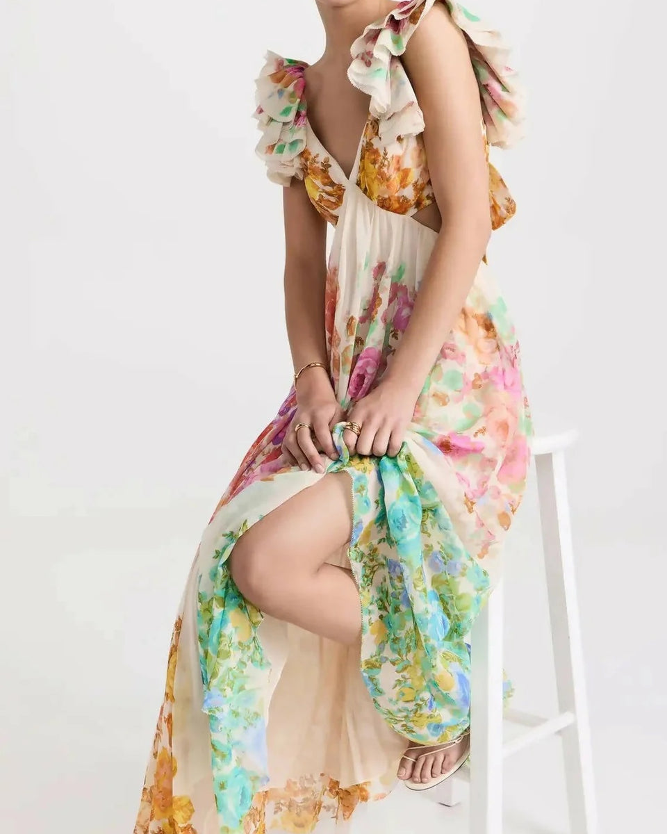 Effortlessly Elegant Dress with a Timeless Design