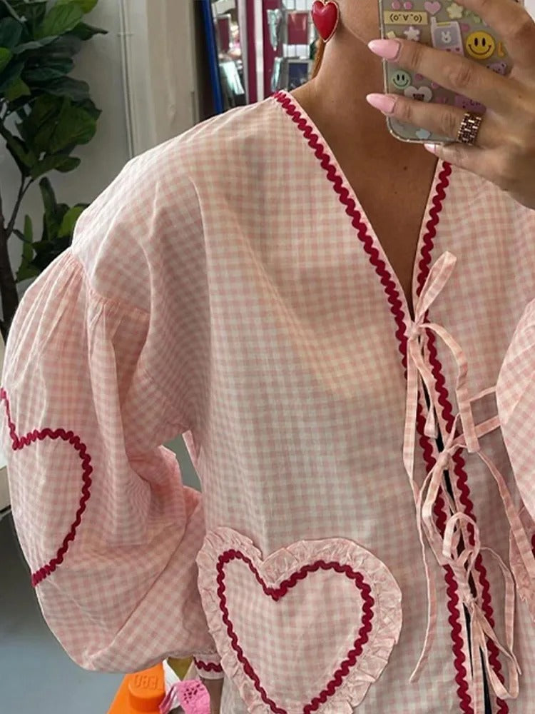 Classic Vintage Blouse with a Flattering Fit
