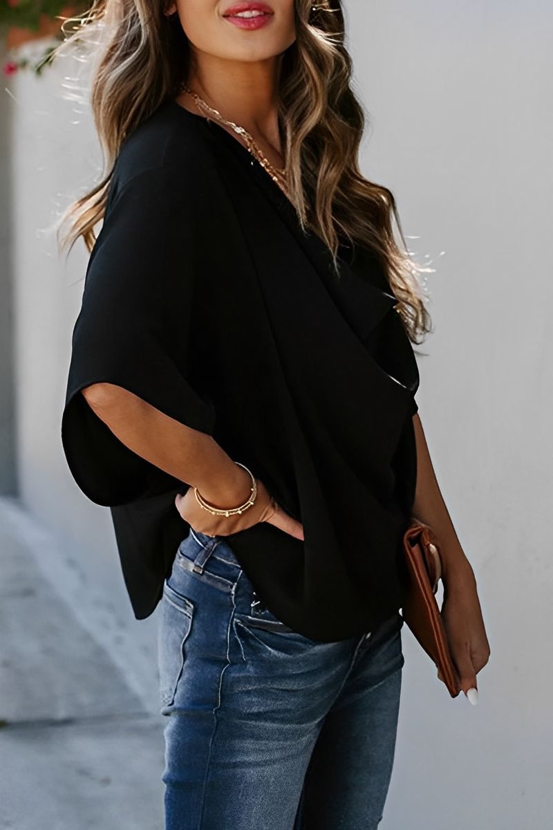 Beautifully Crafted Blouse in a Classic Style