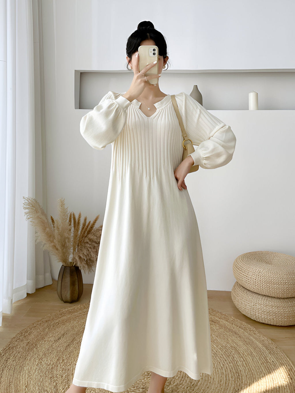 Classic Vintage Dress with a Flattering Fit