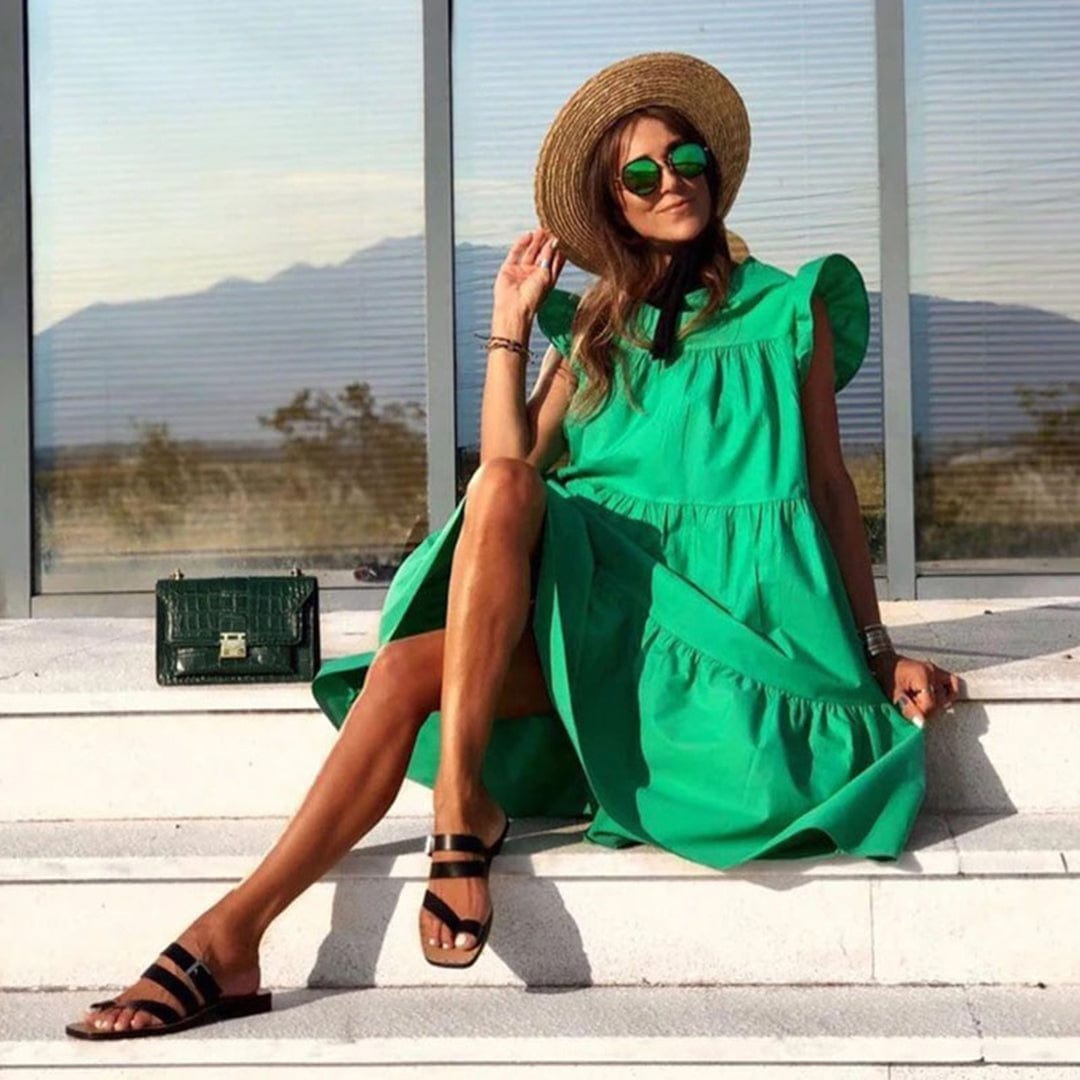 Classic Vintage Dress with a Flattering Fit