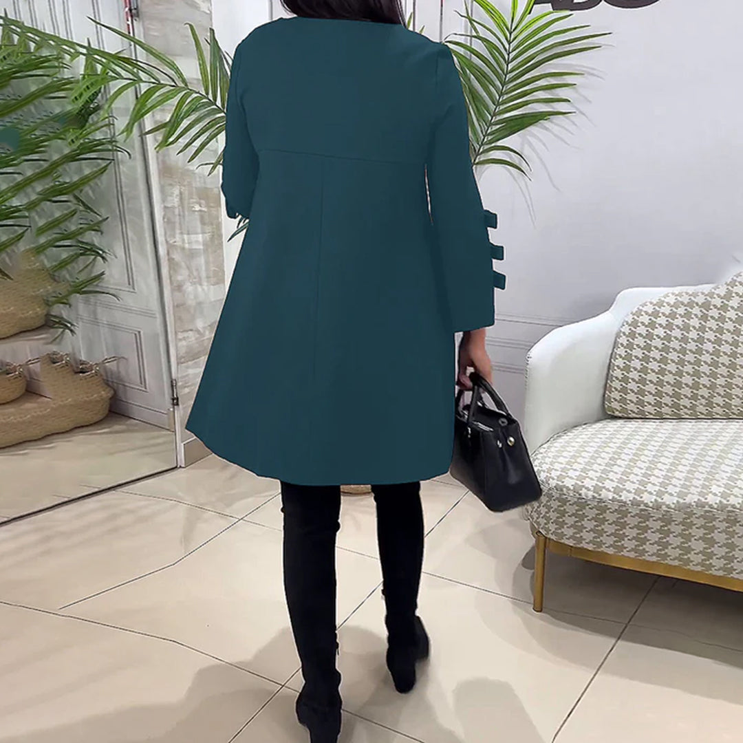 Effortlessly Elegant Dress with a Timeless Design