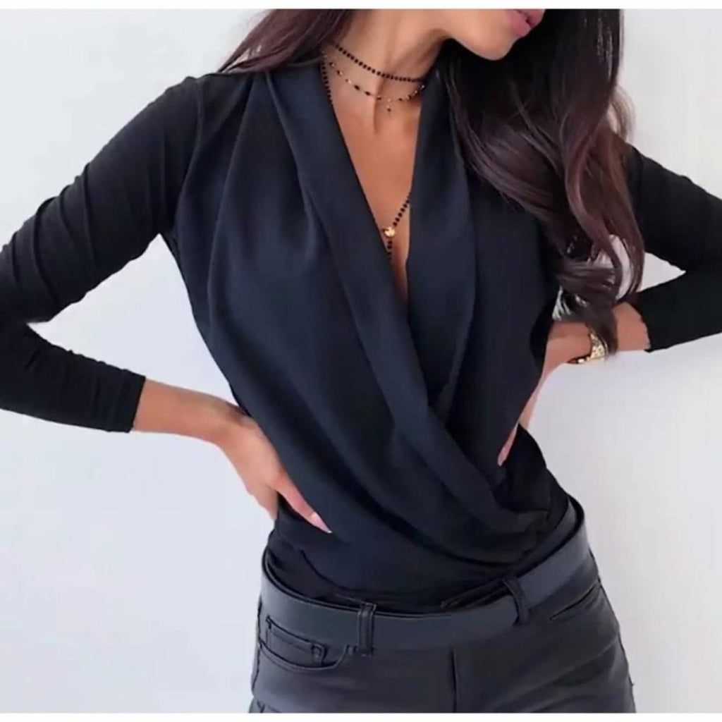 Classic Vintage & Enduringly Stylish Blouse