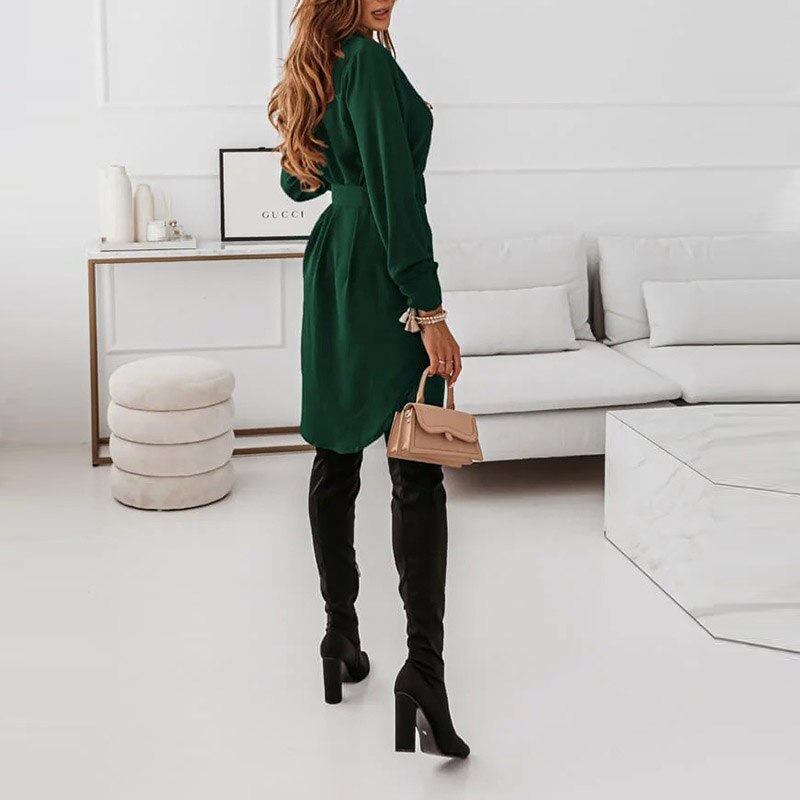 Classic Vintage & Enduringly Stylish Blouse