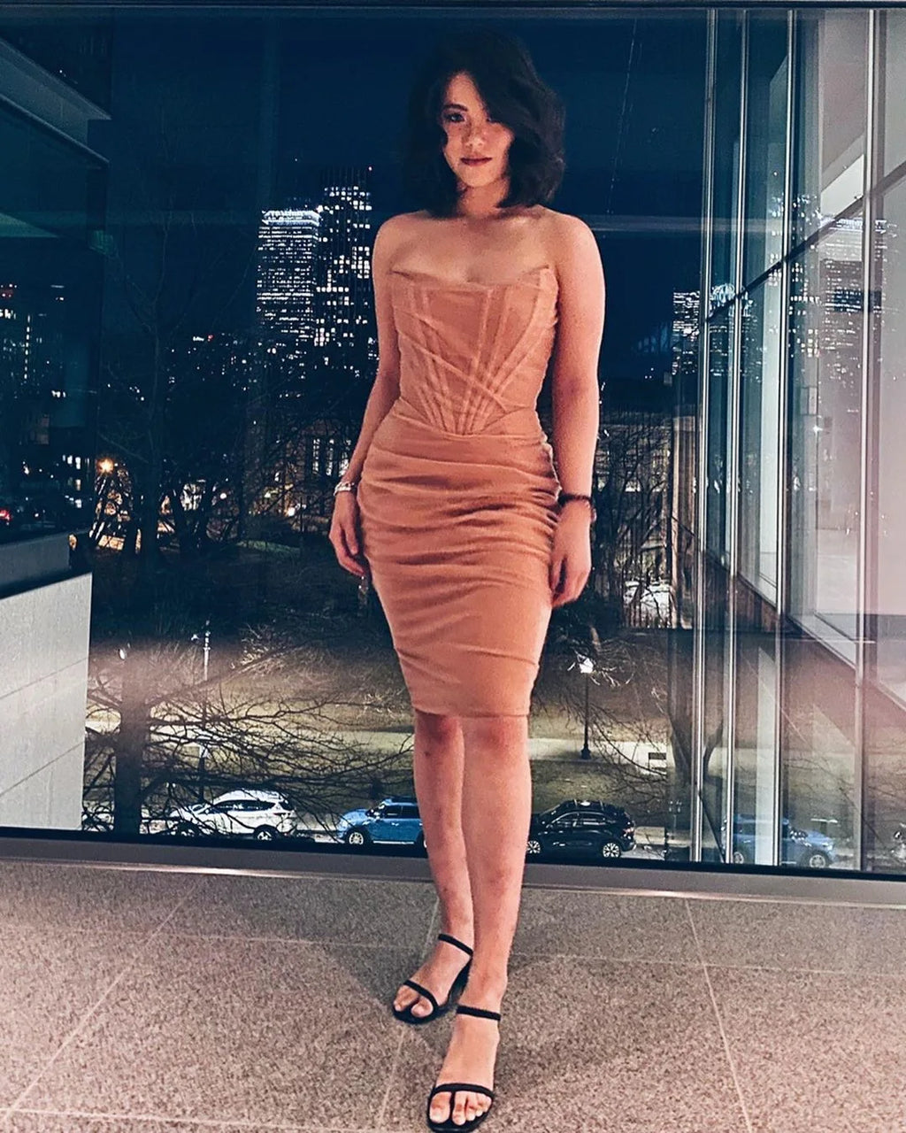 Classic Vintage Dress with a Flattering Fit