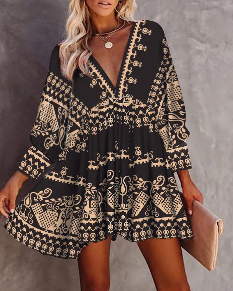 Well Tailored Dress with a Graceful Silhouette