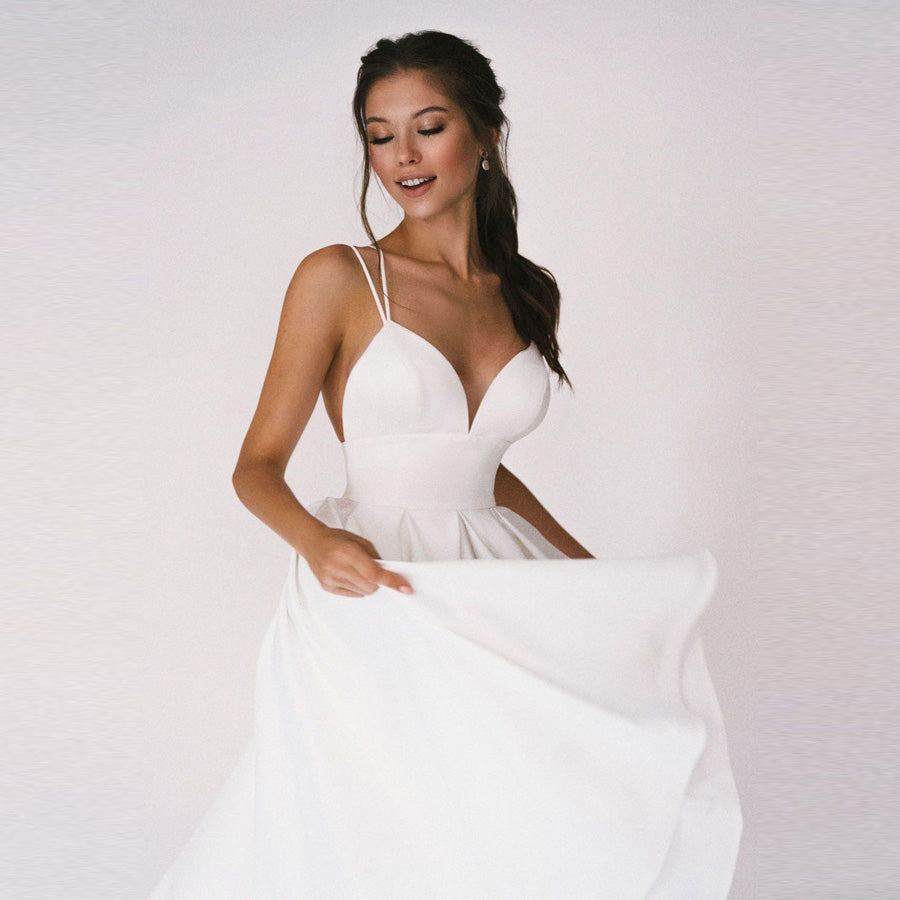 Sophisticated Dress with a Clean Classic Look