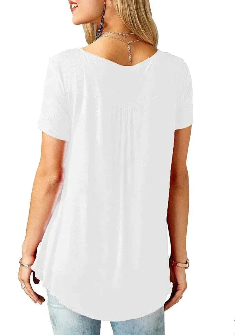 Classic Vintage Blouse with a Flattering Fit